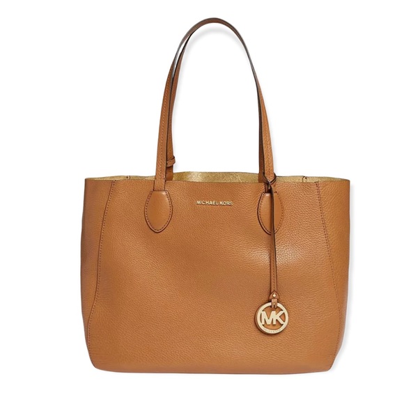 Michael Kors Mae Reversible Leather Tote - Picture 3 of 10